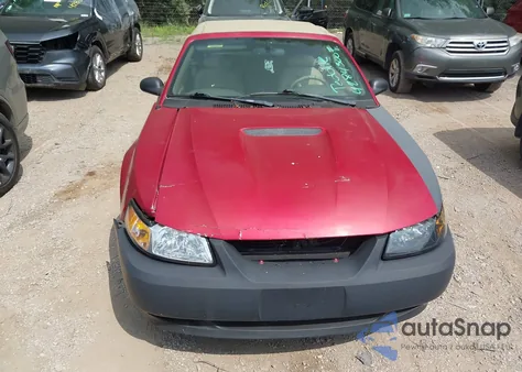 2000 Ford Mustang z USA, uszkodzony, nr VIN 1FAFP4448YF239479